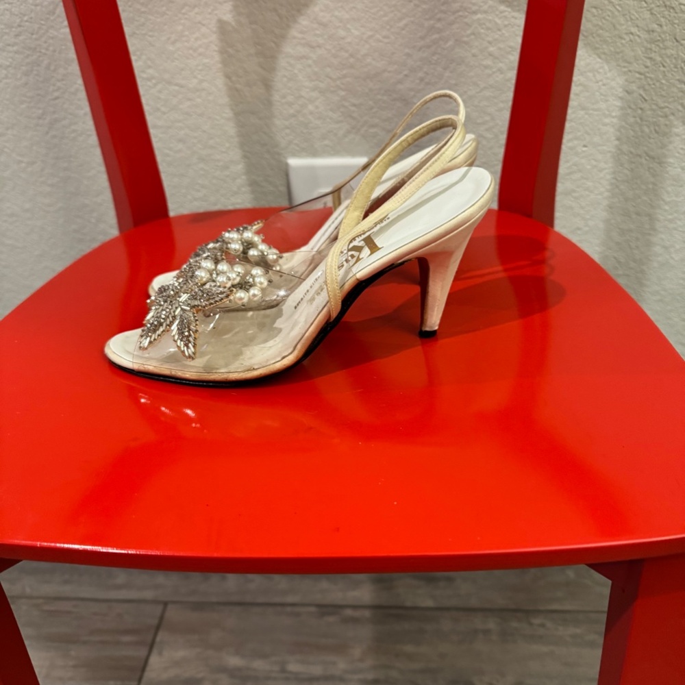 Kushins Amano clear crystal/pearl slingback heels - Picture 4 of 5